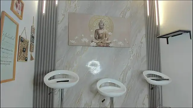 BEAUTY BOYS1 online show from December 20, 2025, 7:04 am