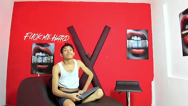 BEAUTY BOYS1 online show from March 3, 2026, 7:20 pm