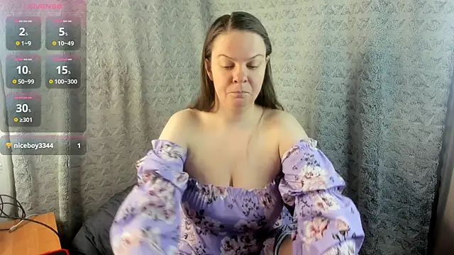 MiaLores online show from February 25, 2026, 9:08 am