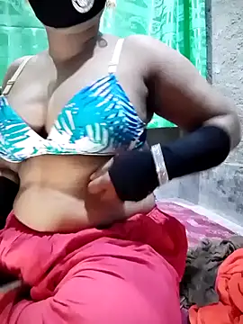 Mistompa24 online show from December 3, 2025, 6:17 pm