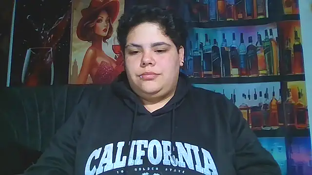 Snapshot of Hailey_Curvy chatting on June 18, 2026, 8:47 am Hailey Curvy online show from June 18, 2026, 8:47 am