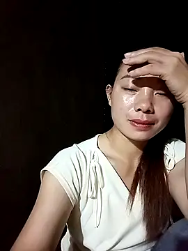 milo123-xx online show from September 18, 2025, 4:42 pm