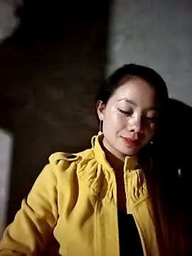 milo123-xx online show from October 28, 2025, 3:04 pm