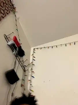 Snapshot of DanBfl chatting on October 22, 2025, 11:59 pm DanBfl online show from October 22, 2025, 11:59 pm