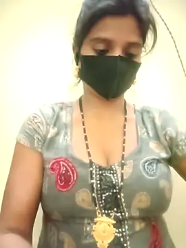 Snapshot of Mohini_Josh069 chatting on April 17, 2026, 7:50 pm Mohini Josh069 online show from April 17, 2026, 7:50 pm