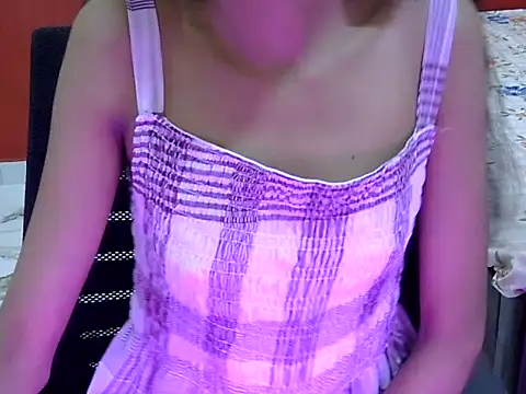 muskanrao2 online show from September 25, 2025, 3:32 am