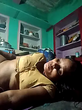 Snapshot of cute_diya_12 chatting on October 22, 2025, 5:56 pm cute diya 12 online show from October 22, 2025, 5:56 pm