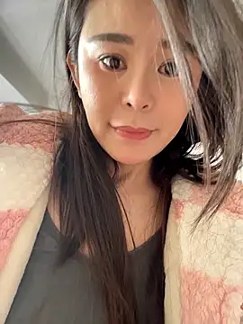 penny996 online show from March 12, 2026, 4:40 am