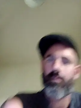 whatYwantMorrre online show from October 2, 2025, 1:29 pm