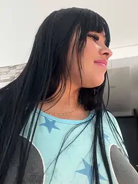 BrendaCrean online show from February 6, 2025, 5:40 pm