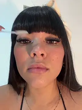 BrendaCrean online show from February 7, 2025, 11:34 am