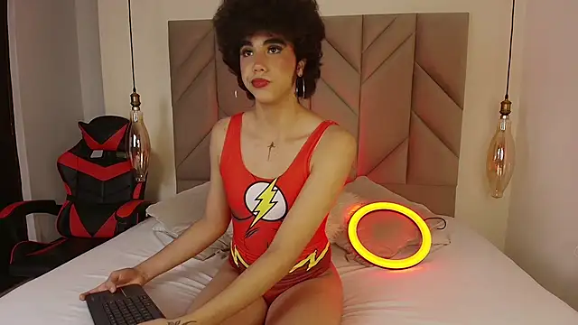 KheylerTomphson online show from October 29, 2025, 11:56 am