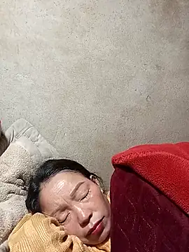  Helala  online show from December 18, 2025, 4:13 pm