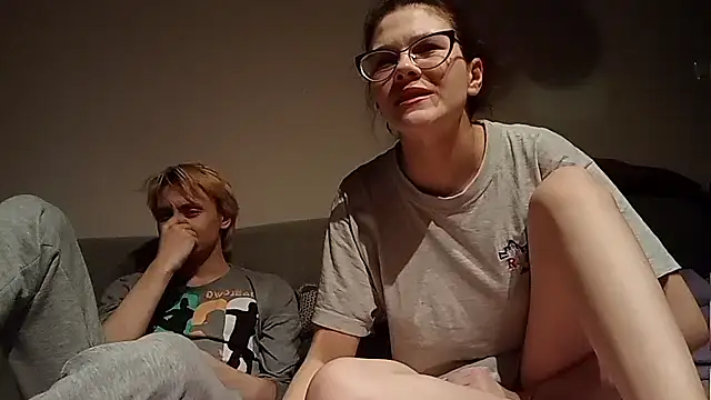 LaVostraDorothy online show from March 15, 2026, 7:53 pm