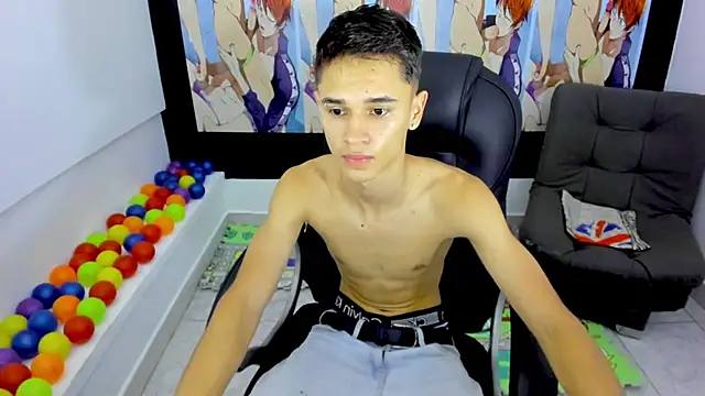 Aron Boyy online show from September 14, 2025, 1:43 pm