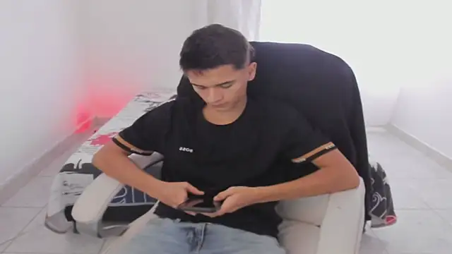 Aron Boyy online show from September 20, 2025, 7:59 pm