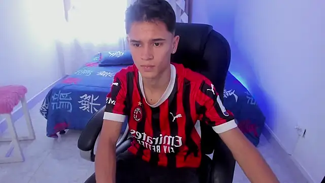 Aron Boyy online show from September 29, 2025, 8:13 pm