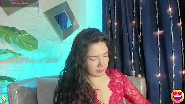 Snapshot of Valery_Brand chatting on March 9, 2026, 12:09 pm Valery Brand online show from March 9, 2026, 12:09 pm