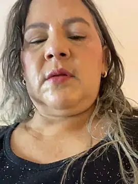Lucy Milf 474 online show from May 25, 2026, 12:11 pm