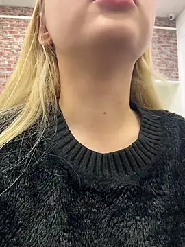 Sky Cutie online show from January 12, 2026, 4:29 am