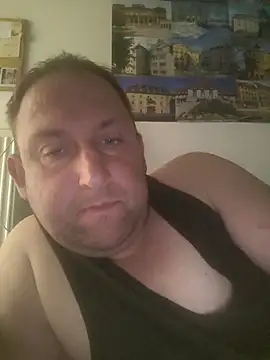 Snapshot of GenuineDedication42 chatting on April 5, 2026, 10:12 am GenuineDedication42 online show from April 5, 2026, 10:12 am