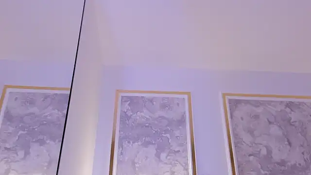 doll eyees  online show from September 25, 2025, 2:26 am