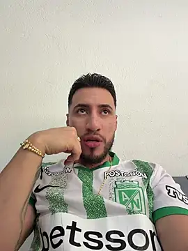 Thiago Hill online show from March 17, 2026, 4:32 pm