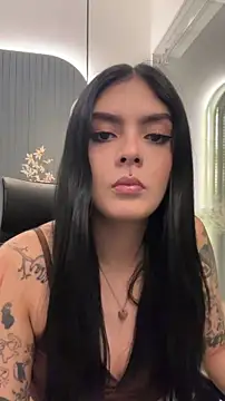 Snapshot of AliceRitter chatting on June 2, 2026, 12:01 am AliceRitter online show from June 2, 2026, 12:01 am