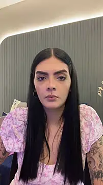 Snapshot of AliceRitter chatting on June 4, 2026, 10:27 pm AliceRitter online show from June 4, 2026, 10:27 pm