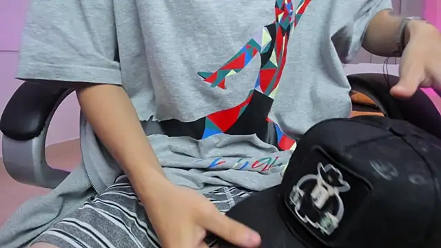 Nascary Fox online show from April 20, 2026, 12:30 pm