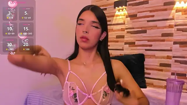 ChloeeMason online show from September 16, 2025, 11:11 am