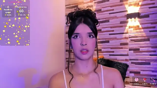 ChloeeMason online show from September 19, 2025, 11:11 am