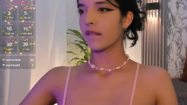 ChloeeMason online show from October 9, 2025, 11:08 am