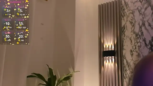 ChloeeMason online show from October 10, 2025, 11:20 am