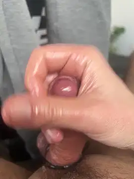 Snapshot of TerryM_F chatting on March 7, 2026, 9:17 am TerryM F online show from March 7, 2026, 9:17 am