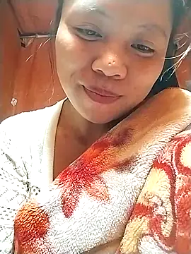 venu00 online show from September 28, 2025, 9:31 pm