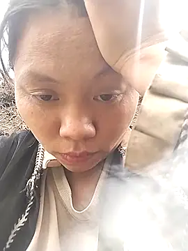 venu00 online show from April 21, 2026, 2:51 am