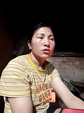 YAYAA-502 online show from March 31, 2026, 11:54 am