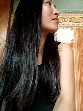 YAYAA-502 online show from April 17, 2026, 10:18 am