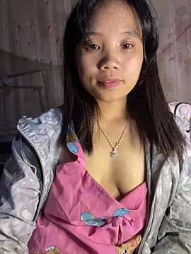 Ngoc-bbi online show from October 24, 2025, 4:36 pm