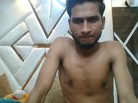 lily 9900 online show from October 4, 2025, 8:18 pm