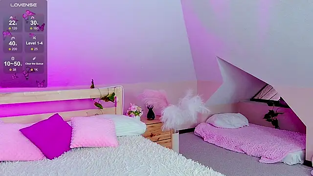 Liann Stark online show from December 18, 2025, 6:52 am