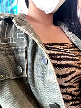 Clara8899 online show from October 18, 2025, 1:41 am