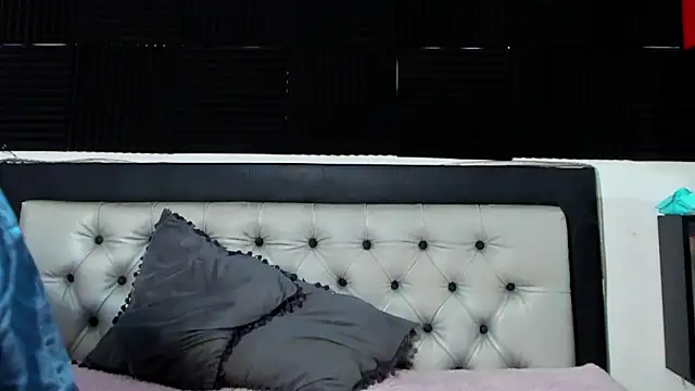 Akalidemon online show from October 1, 2025, 3:23 am