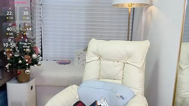 BlueBaby-77 online show from September 20, 2025, 9:21 am