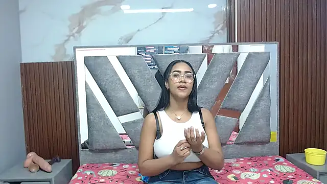 sanabeltits202cl online show from September 18, 2025, 3:30 am