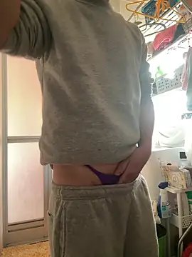 REIJI0323 online show from February 2, 2026, 11:47 pm