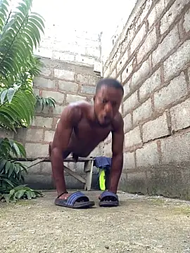 Makemecum634941 online show from October 25, 2025, 7:38 am