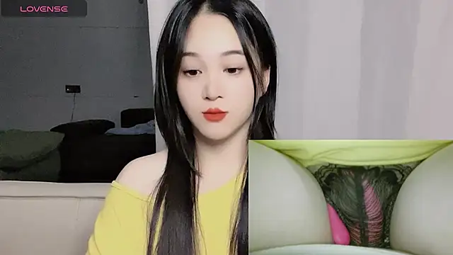 woaiqinqin online show from October 22, 2025, 3:56 pm