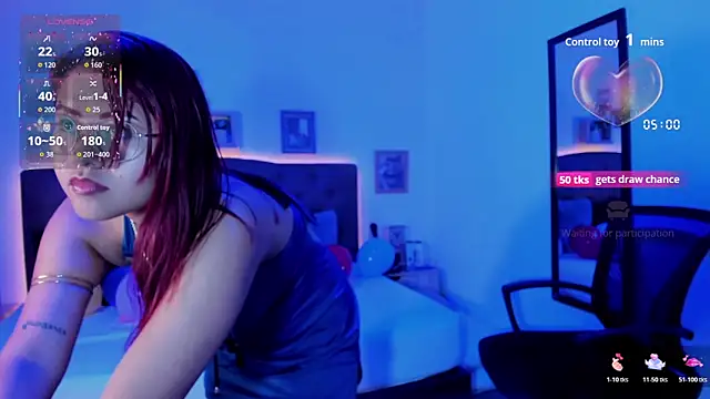 MAYASMITH   online show from November 29, 2025, 3:31 am